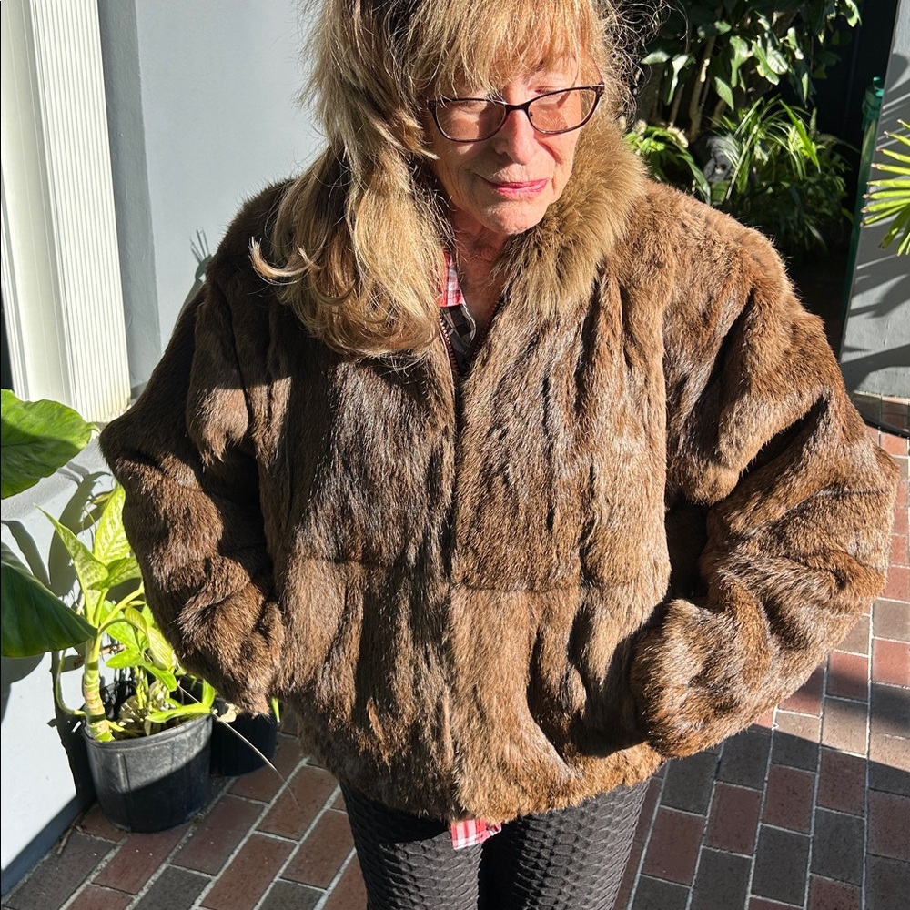 Vintage Brown real Fur Jacket - Picture 7 of 9